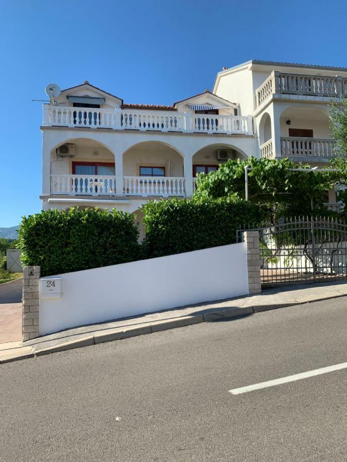Apartment Kati Crikvenica Eksteriør billede
